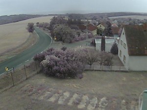 Gemeinde Ježkovice - Eingang ins Dorf von Norden - 16.6.2026 v 19:45 Gemeinde Ježkovice - Eingang ins Dorf von Norden - 16.6.2026 v 19:45