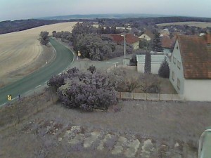 Gemeinde Ježkovice - Eingang ins Dorf von Norden - 31.7.2026 v 19:45 Gemeinde Ježkovice - Eingang ins Dorf von Norden - 31.7.2026 v 19:45