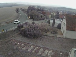 Vjezd do obce ze severu