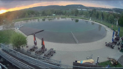 Koupací jezero
