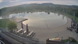 Koupací jezero