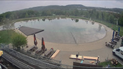 Koupací jezero