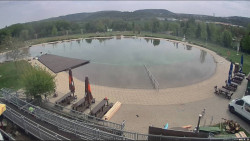 Koupací jezero