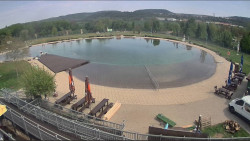 Koupací jezero