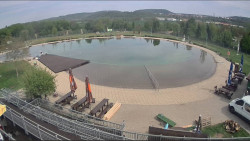 Koupací jezero
