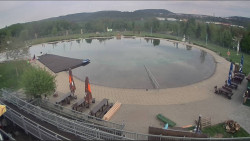 Koupací jezero