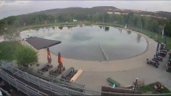 Koupací jezero