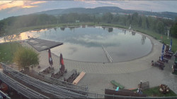 Koupací jezero