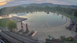 Koupací jezero