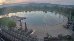 Koupací jezero