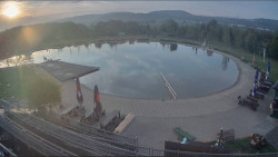 Koupací jezero