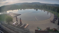 Koupací jezero