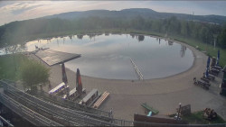 Koupací jezero