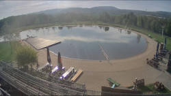 Koupací jezero