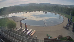 Koupací jezero