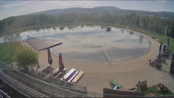 Koupací jezero