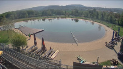 Koupací jezero