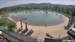 Koupací jezero