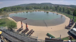 Koupací jezero