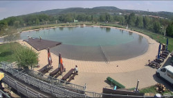 Koupací jezero