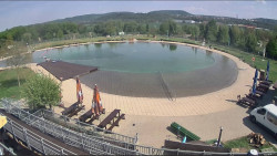 Koupací jezero