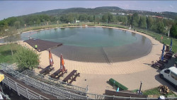 Koupací jezero