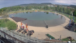 Koupací jezero