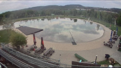 Koupací jezero