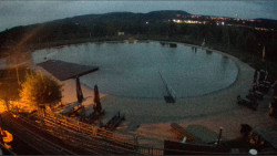 Koupací jezero