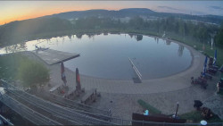 Koupací jezero