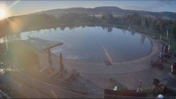 Koupací jezero