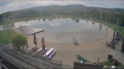 Koupací jezero