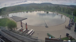 Koupací jezero