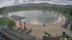 Koupací jezero