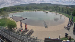 Koupací jezero