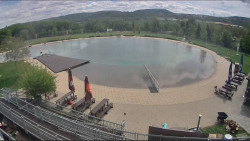 Koupací jezero