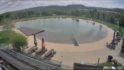 Koupací jezero
