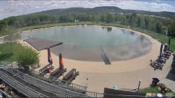 Koupací jezero