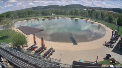 Koupací jezero