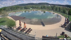 Koupací jezero