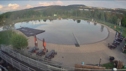 Koupací jezero
