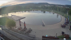 Koupací jezero