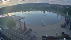 Koupací jezero
