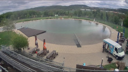 Koupací jezero