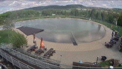 Koupací jezero