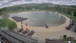 Koupací jezero