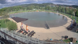 Koupací jezero