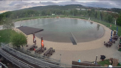 Koupací jezero