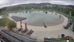 Koupací jezero