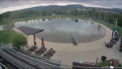 Koupací jezero